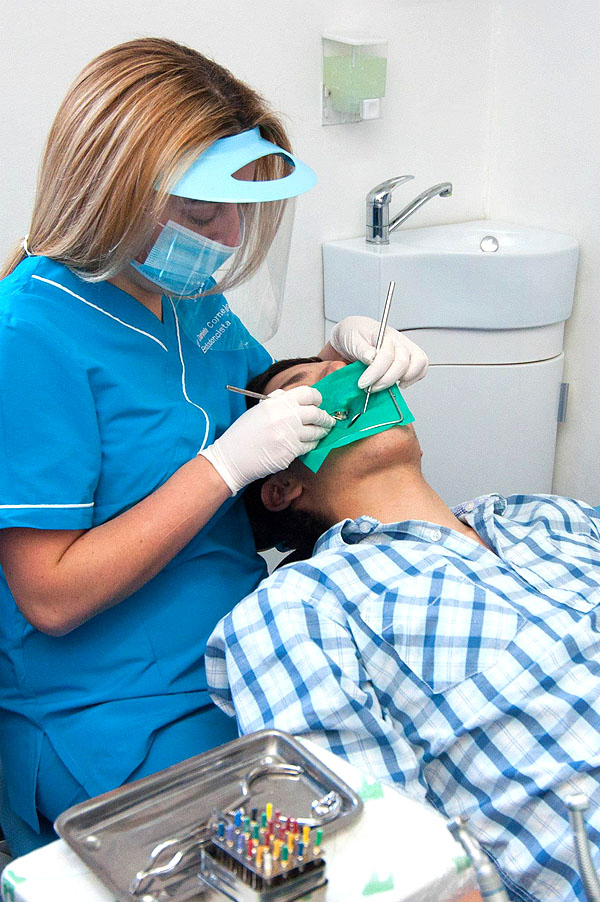 atencion dental para tratamiento de conducto en providencia